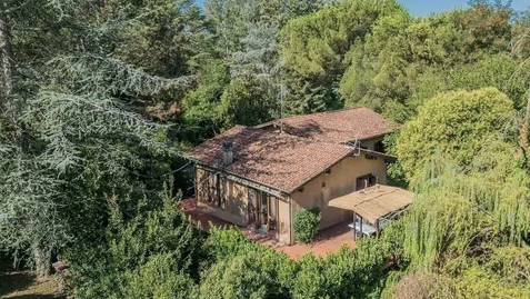 Carpineto – Villetta con ampio parco