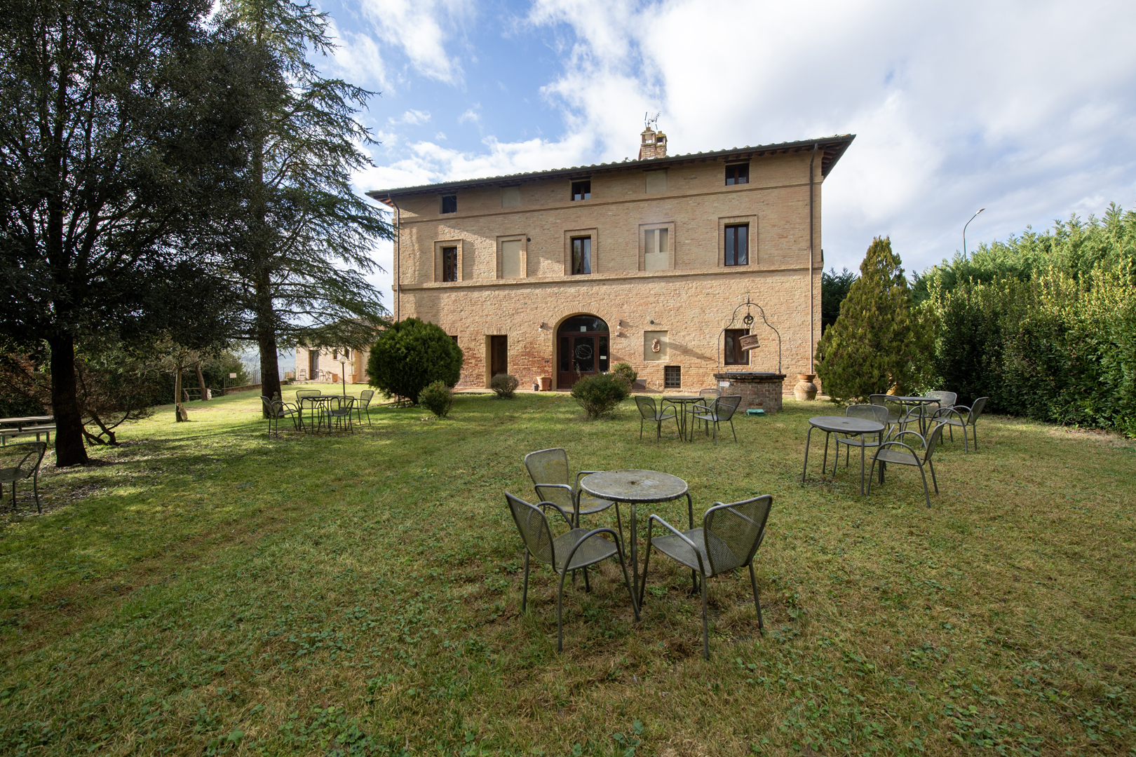 Casale ( uso B&B )